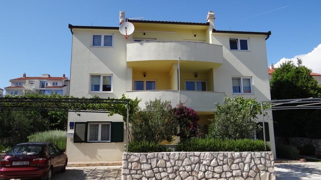 Apartments Milka Trogir Exterior photo