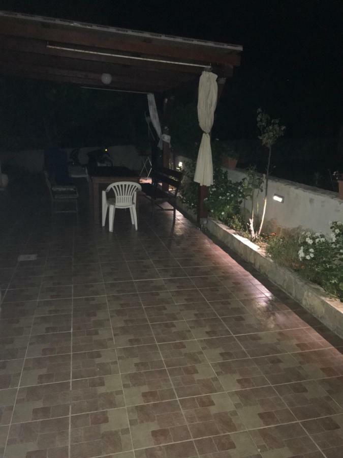 Apartments Milka Trogir Exterior photo