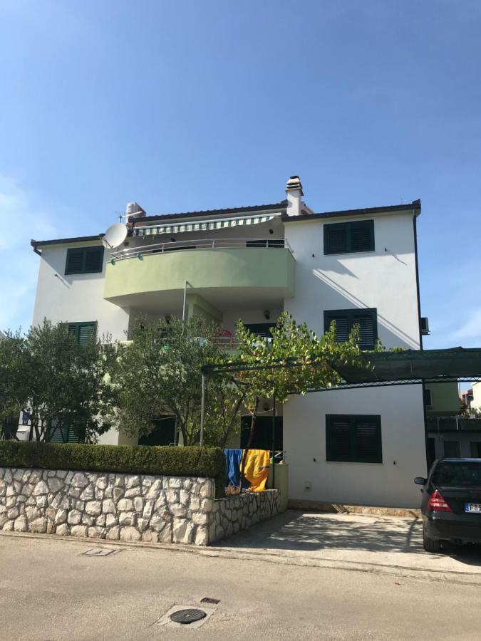 Apartments Milka Trogir Exterior photo